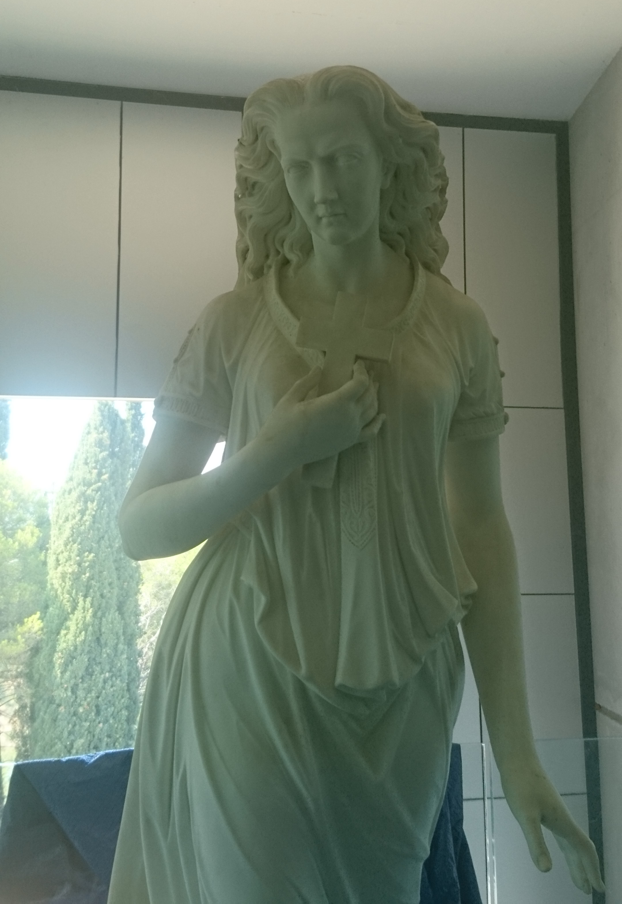Agnès