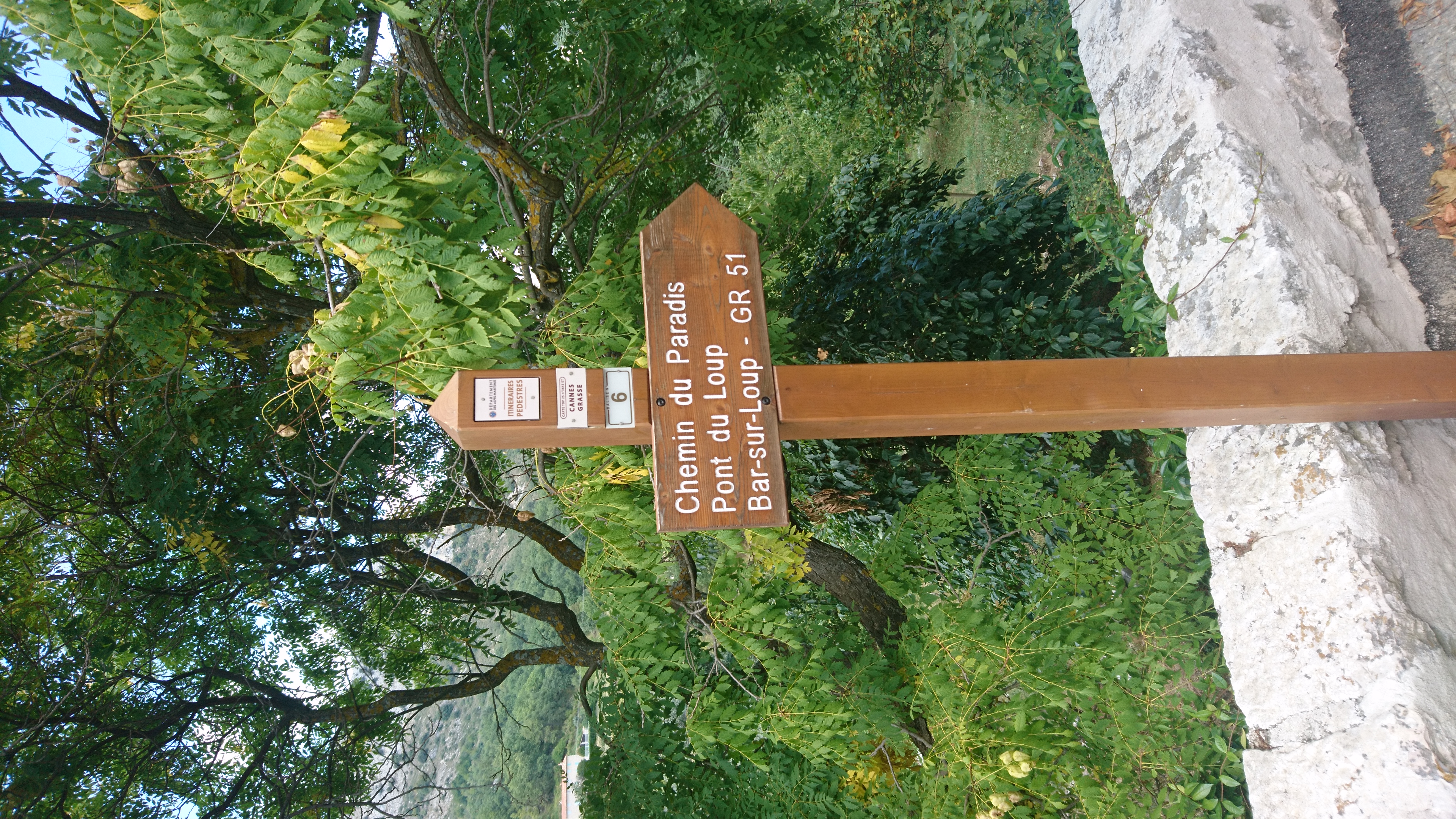 Hiking - sign 1