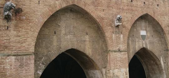 Porta di Fontebranda